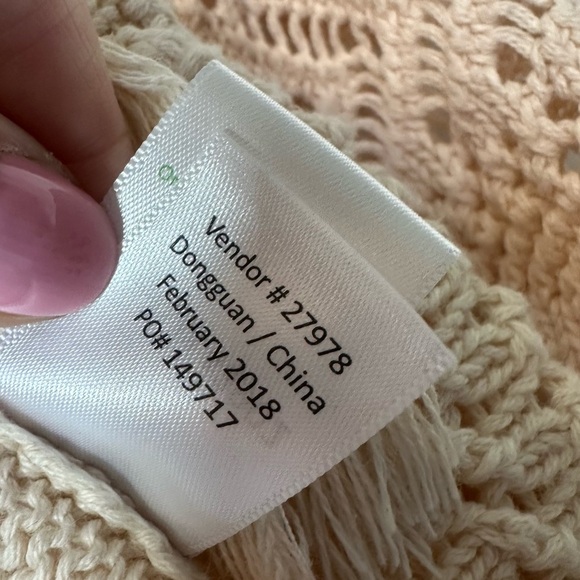 Garnet Hill Kids Poncho Cream Crochet Large Organic Cotton Boho Fringe Western - Picture 6 of 10